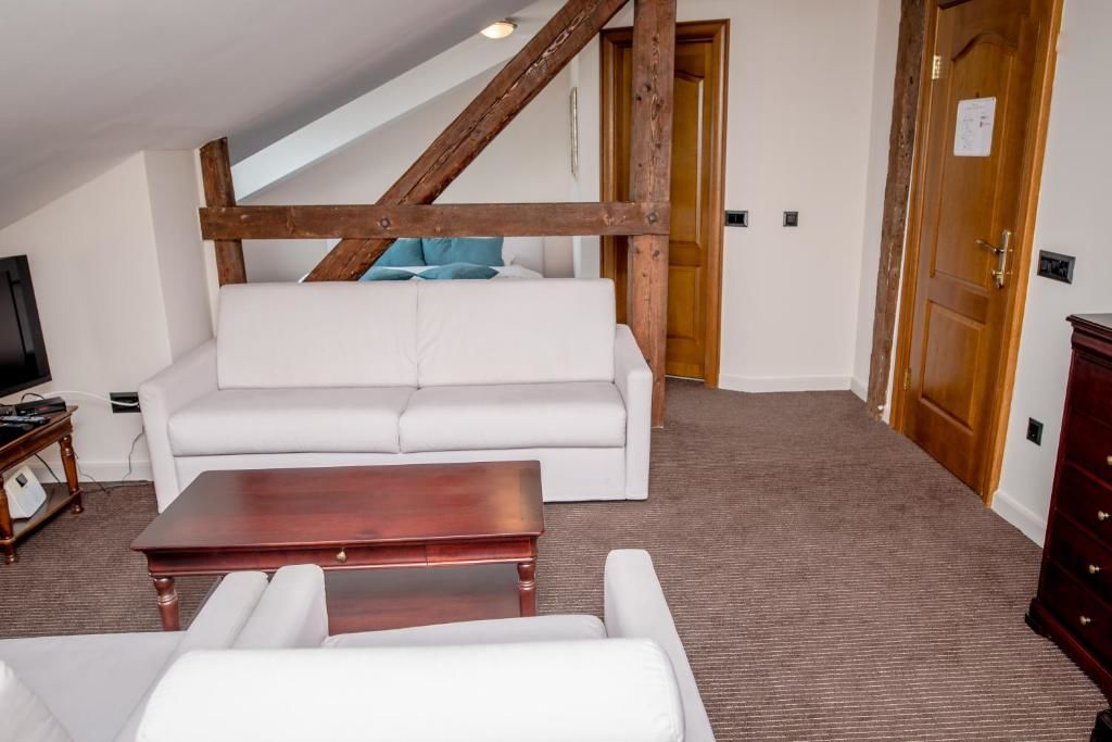 Отель Hotel Astoria Тиват