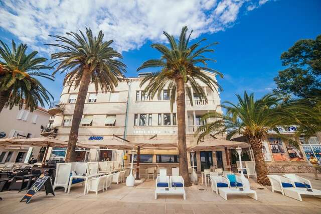 Отель Hotel Astoria Тиват-3