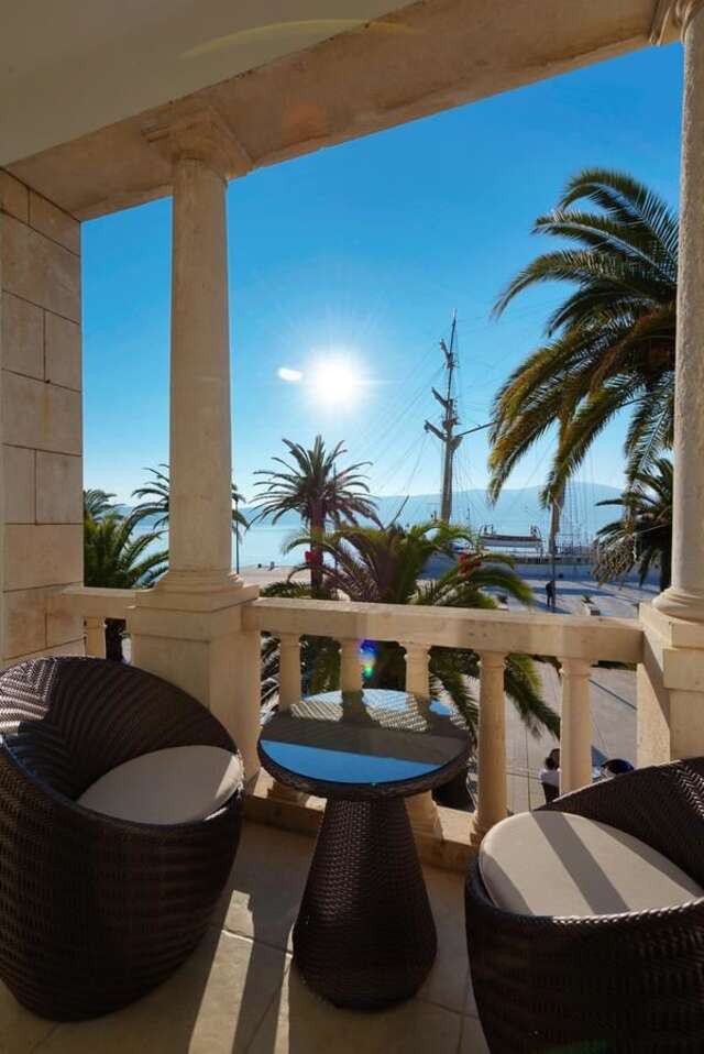 Отель Hotel Astoria Тиват-13