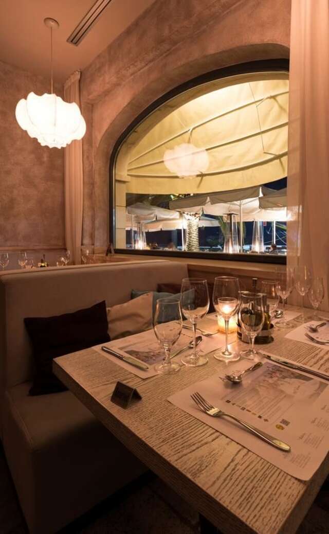 Отель Hotel Astoria Тиват-25